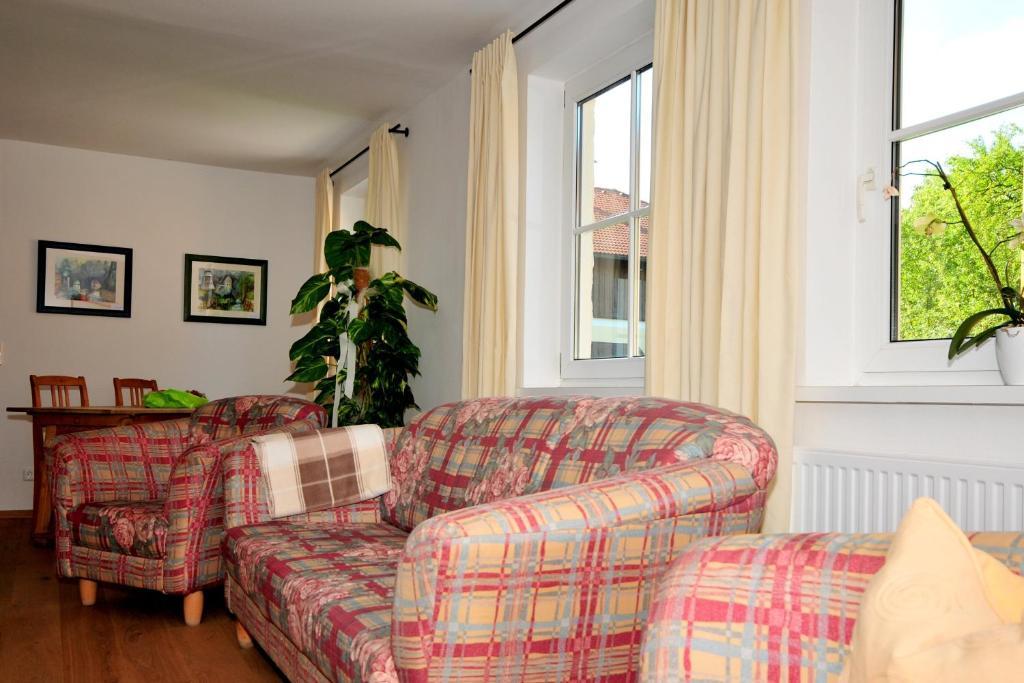 Hotel Gasthof Neumayr Obertrum am See Buitenkant foto